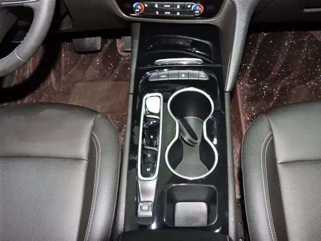 Buick Regal — Фото автомобиля 15