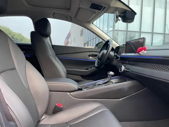Honda Accord — Фото автомобиля 11