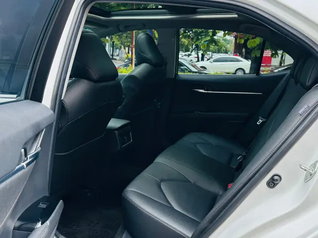 Toyota Camry — Фото автомобиля 15
