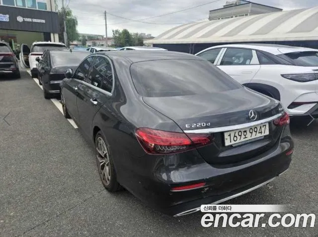 Mercedes-Benz E-Class W213 — Фото автомобиля 2