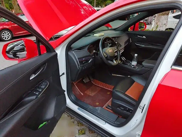Cadillac XT4 — Фото автомобиля 13