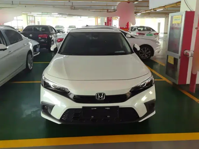 Honda Civic — Фото автомобиля 2