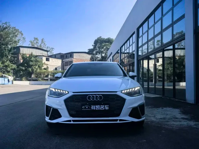Audi A4L — Фото автомобиля 2