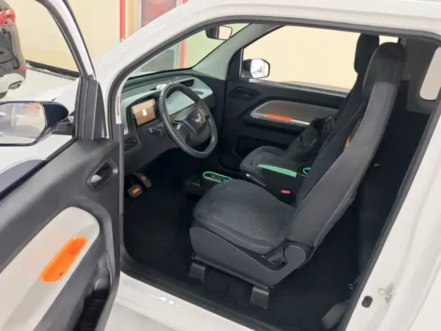 Wuling Hongguang Mini EV — Фото автомобиля 15