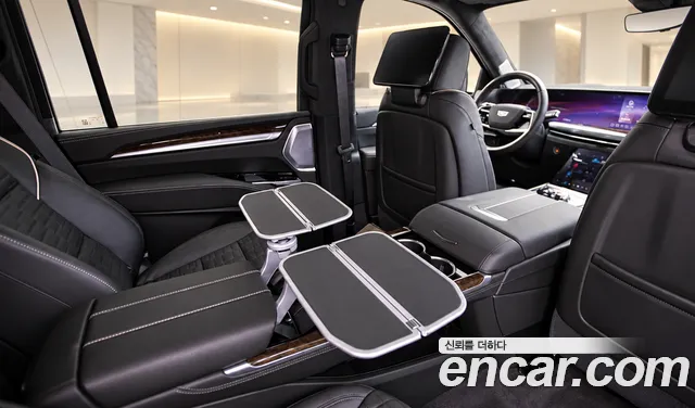 Cadillac Escalade Generation 5 — Фото автомобиля 8