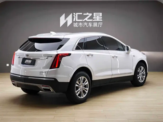 Cadillac XT5 — Фото автомобиля 2