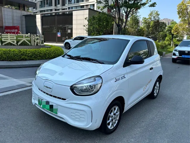 Roewe Clever — Фото автомобиля 2
