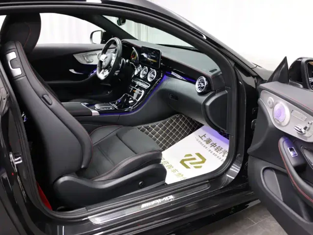 Mercedes-Benz C-Class AMG — Фото автомобиля 18