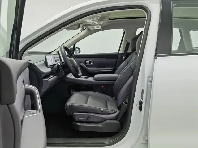Leapmotor Leapmotor C10 2024 210 Smart Edition — Фото автомобиля 10