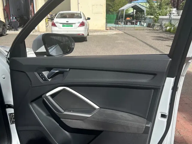 Audi Q3 — Фото автомобиля 19