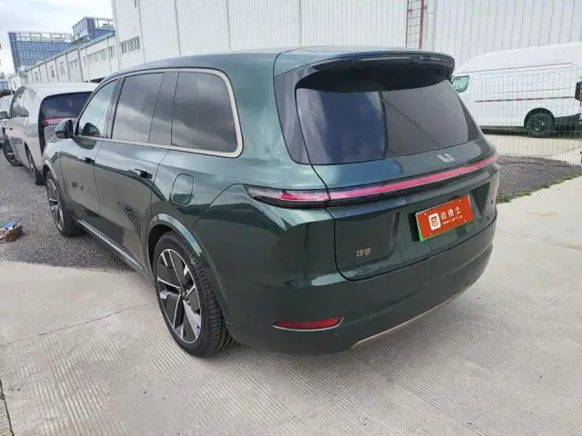 Li Auto L9 — Фото автомобиля 4
