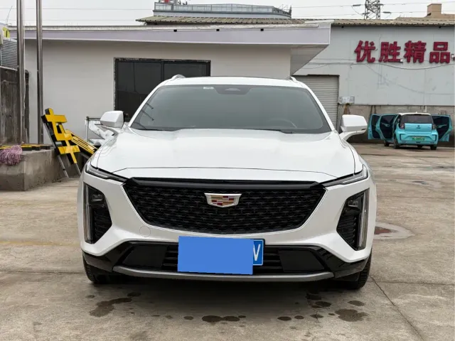 Cadillac GT4 — Фото автомобиля 2