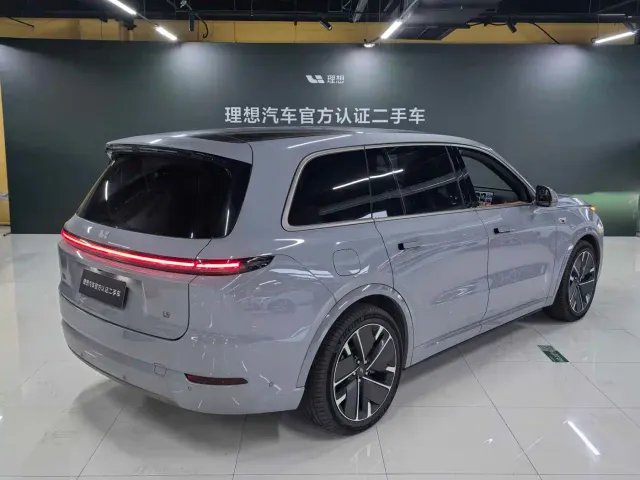 Li Auto L9 — Фото автомобиля 3
