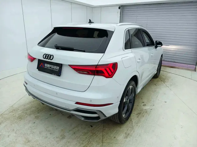 Audi Q3 — Фото автомобиля 4