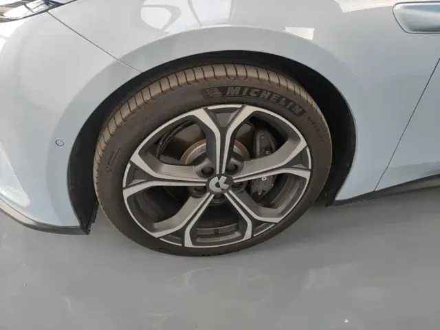 Nio ET5 Touring — Фото автомобиля 22