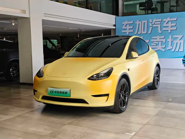 Фотография автомобиля — Tesla Model Y