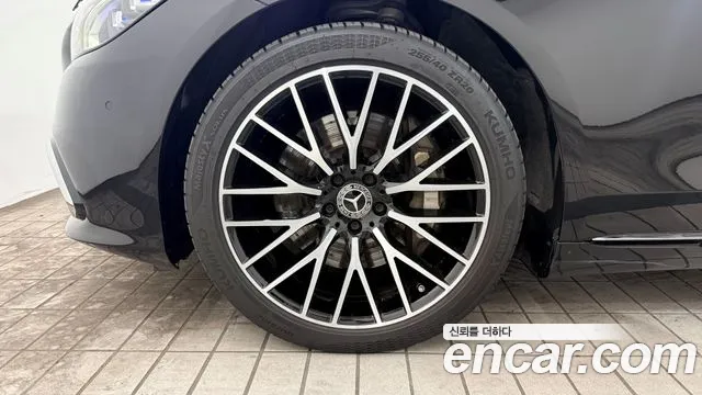 Mercedes-Benz S-Class — Фото автомобиля 5