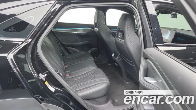 BYD Sealion 7 — Фото автомобиля 12