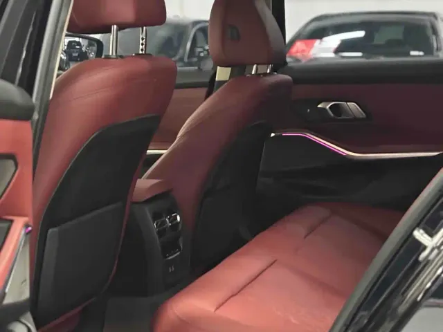 BMW 3 Series — Фото автомобиля 8
