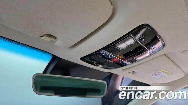 Hyundai Grandeur GN7 — Фото автомобиля 30