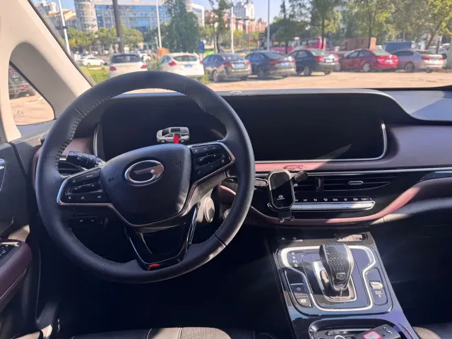 GAC Trumpchi M6 — Фото автомобиля 10
