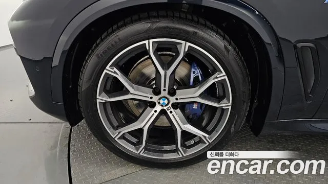 BMW X5 — Фото автомобиля 5