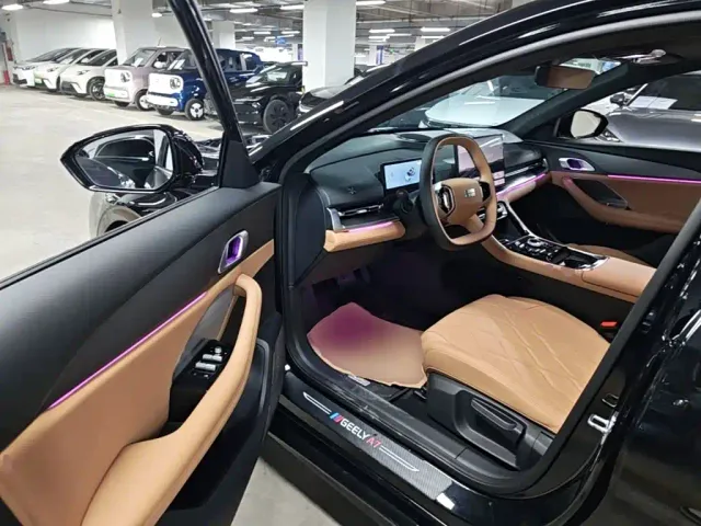 Geely Galaxy A7 — Фото автомобиля 11