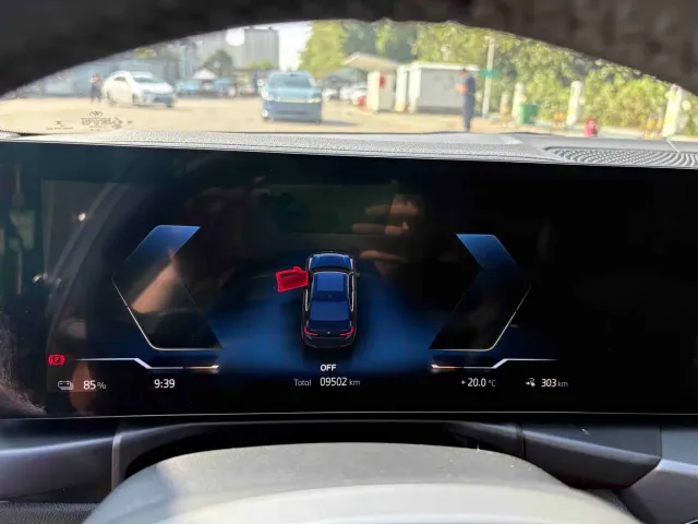 BMW i3 — Фото автомобиля 13