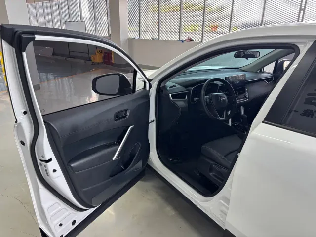 Toyota Frontlander — Фото автомобиля 10