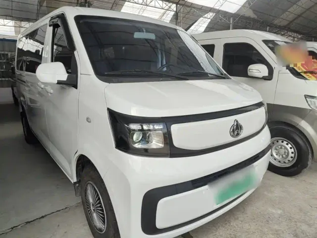Changan Ruixing EM60 — Фото автомобиля 21