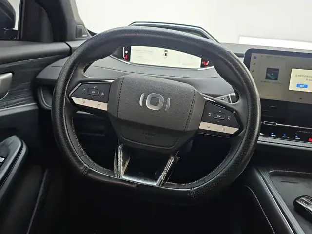 Changan Qiyuan Q05 — Фото автомобиля 15