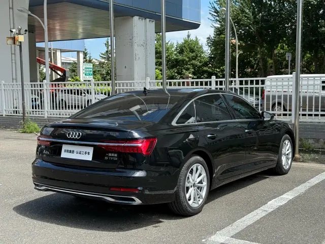 Audi A6L — Фото автомобиля 4