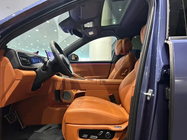 Aito M7 — Фото автомобиля 6