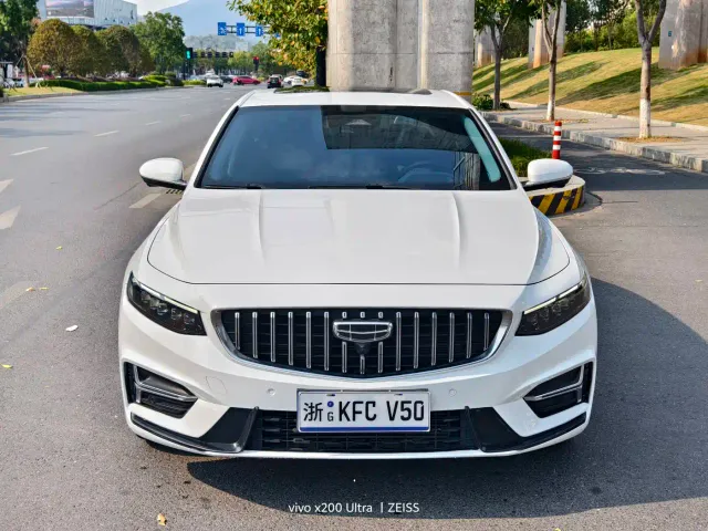 Geely Xingrui — Фото автомобиля 2