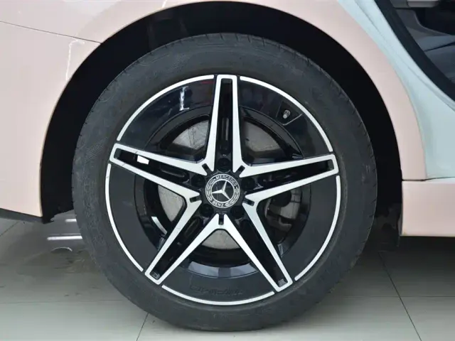 Mercedes-Benz C-Class — Фото автомобиля 14