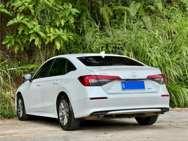 Honda Civic — Фото автомобиля 4