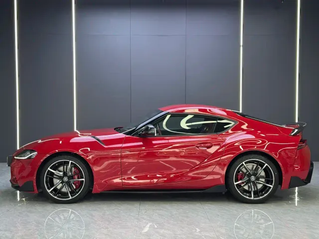 Toyota Supra — Фото автомобиля 3