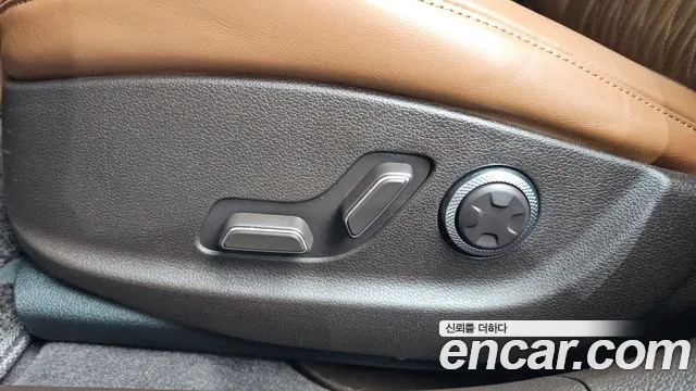 Genesis G80 Бензин 2.5 турбо AWD — Фото автомобиля 28
