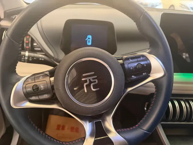 BYD Yuan PLUS — Фото автомобиля 5