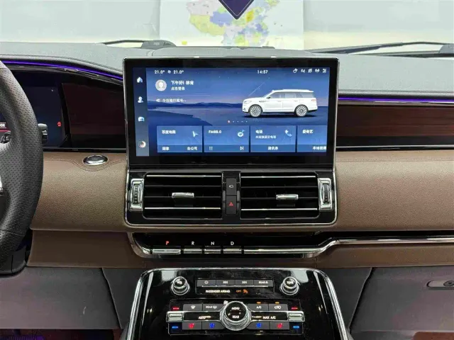 Lincoln Navigator — Фото автомобиля 13
