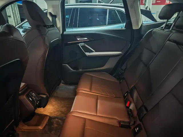 BMW X1 — Фото автомобиля 15