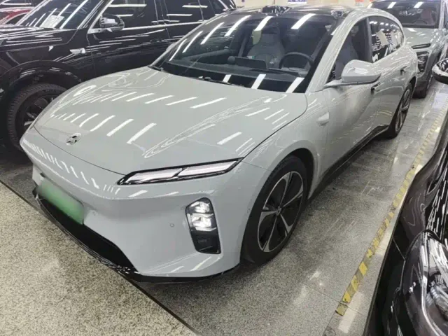 Фотография автомобиля — Nio ET5 Touring