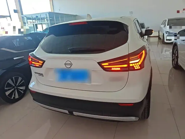 Nissan Qashqai — Фото автомобиля 5
