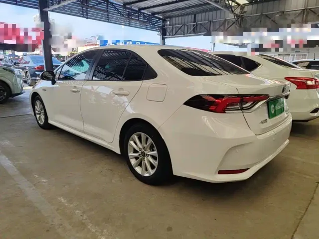 Toyota Corolla — Фото автомобиля 4
