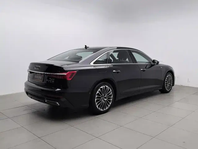 Audi A6L — Фото автомобиля 2