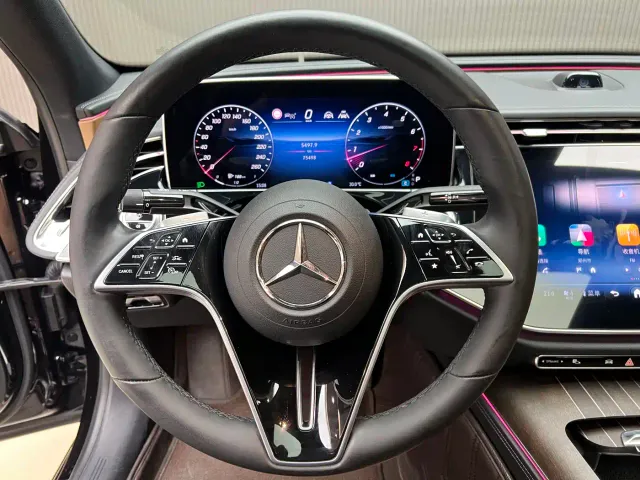 Mercedes-Benz E-Class — Фото автомобиля 6
