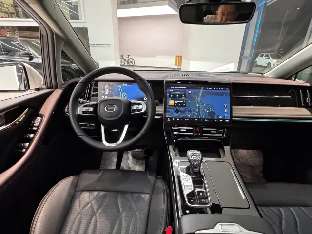 GAC Trumpchi M8 — Фото автомобиля 6