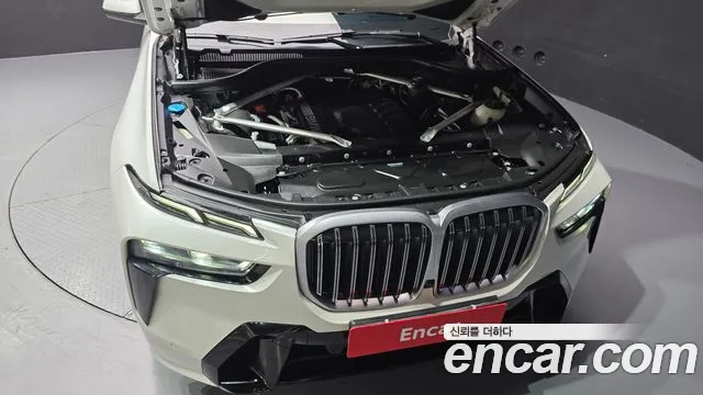 BMW X7 xDrive 40d M Sport 7 мест — Фото автомобиля 6