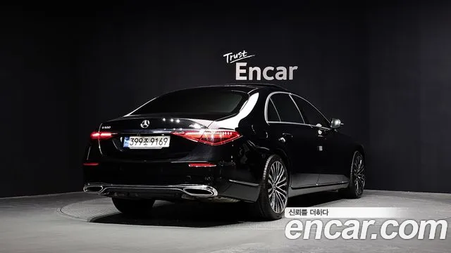 Mercedes-Benz S-Class — Фото автомобиля 2