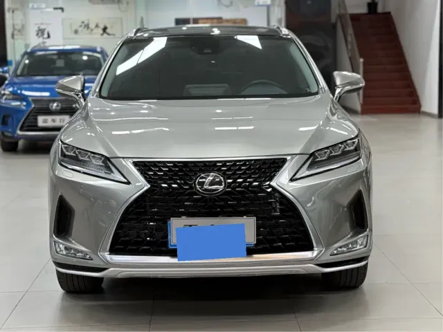 Lexus RX — Фото автомобиля 2